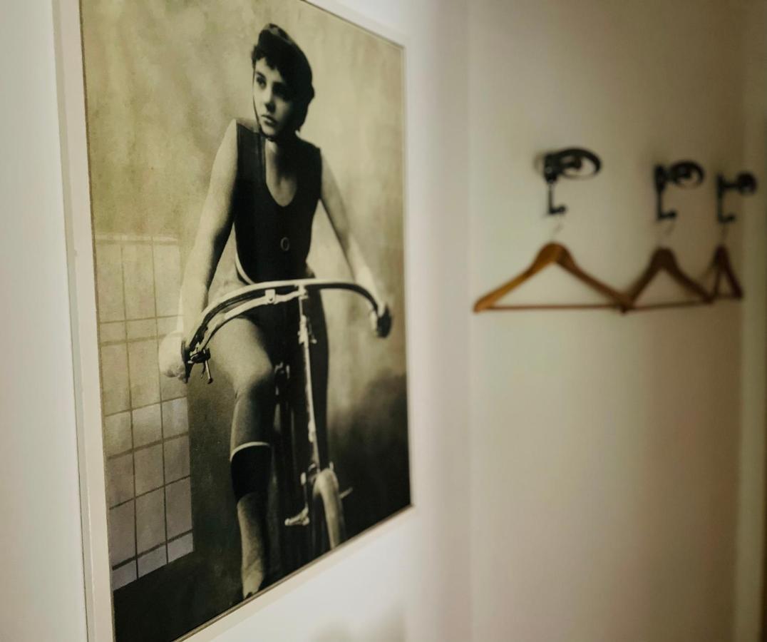 Bed&Bike Bruneck - Brunico Hotel ภายนอก รูปภาพ